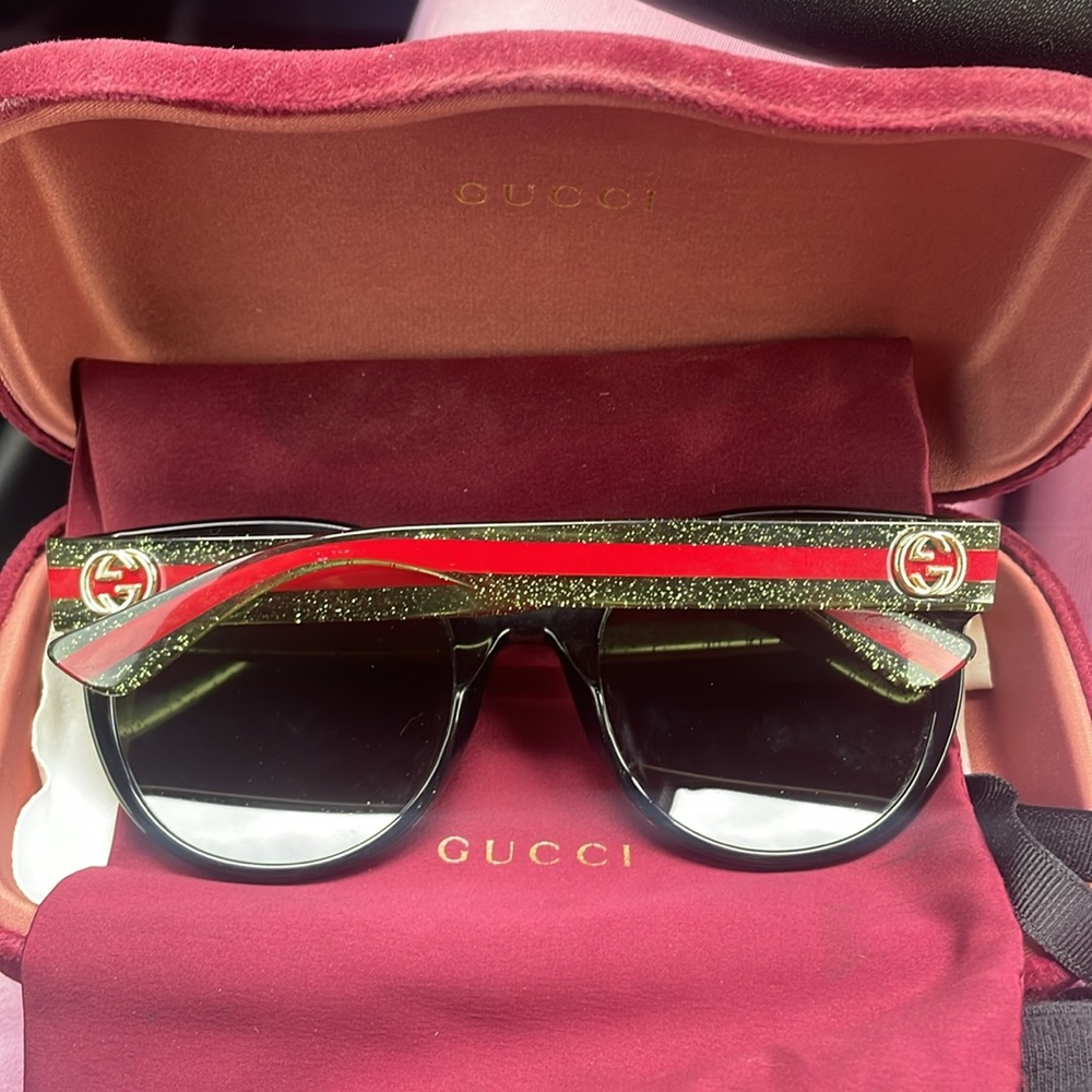 Authentic Gucci sunglasses red & green sparkle